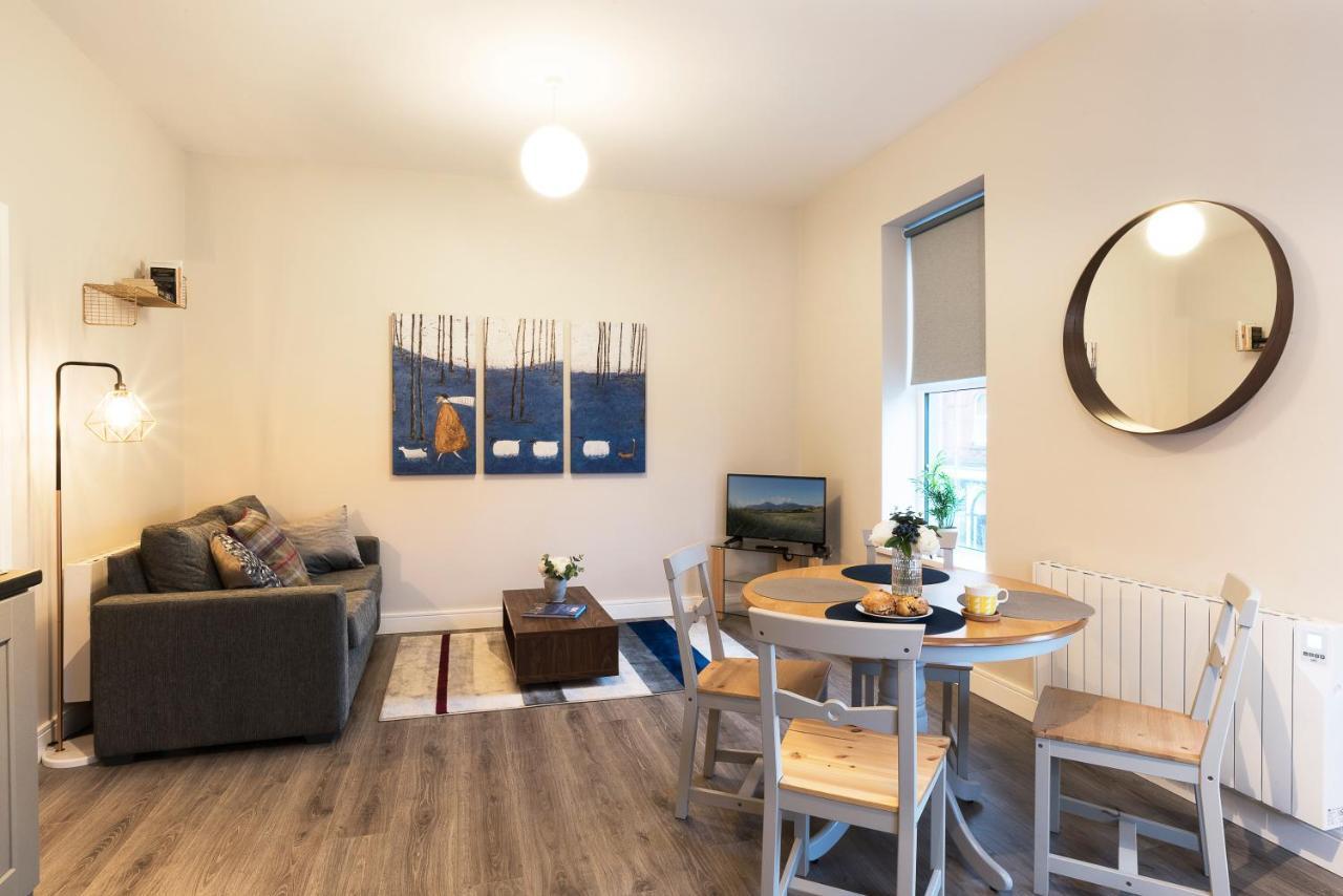 Blue Door Apartments Ньюкасл Екстер'єр фото
