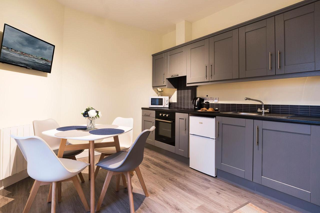 Blue Door Apartments Ньюкасл Екстер'єр фото